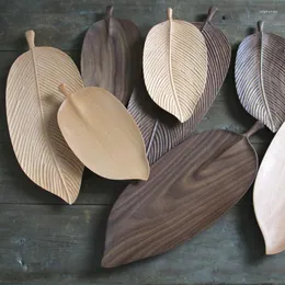 Plates Japanese Black Walnut Cherry Solid Wood Plate Dishes Handmade Leaf Shape Wooden Dinner Dessert Snack Creative Fruit Tray