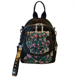Borse da scuola Bear Cute Backpack Mini Rivet Ita Bag Pack Shining Rhinestone Female 2023 Trend Mochila Mujer