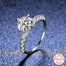 Кластерные кольца Geoki прошел бриллиантовое испытание 1 ct perfect cut d color vvs1 moissanite neding ring 925 стерлинговое серебро сияет круглый камень подарок