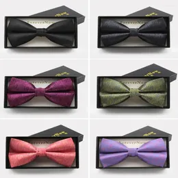 Bow Ties 2023 Fashion Men for Wedding Double Fabric Solid Color Bowtie Club Suit Anniversary Butterfly Tie مع صندوق هدايا