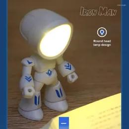 Luci notturne Creative LED Light Mini Festival Gift Cartoon Hero Lampada da tavolo Camera dei bambini Comodino Camera da letto Decor Anno