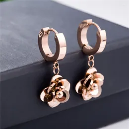 أقراط Hoop Yikln Camellia Flower Titanium Steel Ear Buckle Female Rose Gold Wedding for Women Oorbellen E18180