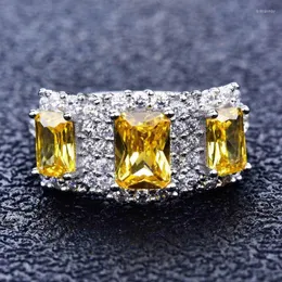 Cluster Rings Fashion Luxury Women's 925 Silver Powder Crystal Emerald Canary Yellow Diamond Open Ring Party Gift Jewelry Wholesale