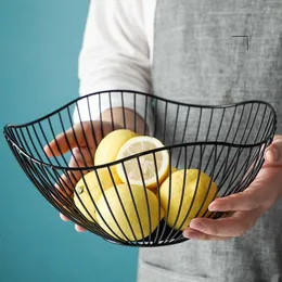 Piatti Cestino di frutta in metallo in ferro in stile europeo Portaoggetti per soggiorno Morden Wire Snack Pane