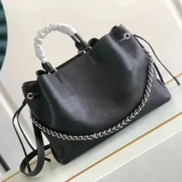 Luxus-Designer-Schultertasche Tragetaschen 5A Qualitätsleder BELLA TOTE Perforationstaschen Mode klassische Handtaschen für Frauen Geldbörse mit Beutel Geldbörse Frau einkaufen