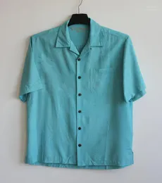Mäns avslappnade skjortor Två färg för män Silk Kort ärm Jacquard Shirt Löst stor storlek Topp Summer Turn-Down Collar Single Pocket Bluemen's Sy