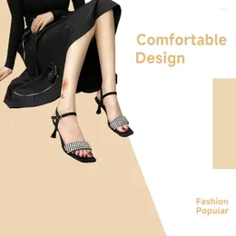 Sandaler 2023 Crystal Fashion Lady Shoes Glitter Black High Sexy Female Footware Elegant Medium Heel