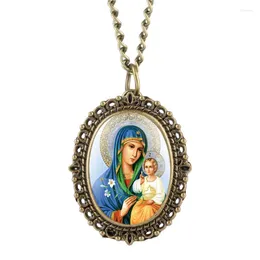 Pocket Watches Exquisite Ellipse Womens Watch Virgin Mary Pattern Quartz Analog Pendant For Ladies Elegant With Necklace