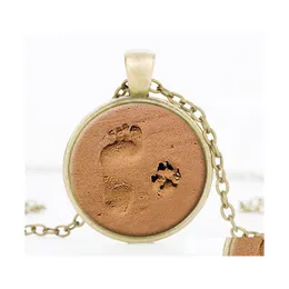 Pendant Necklaces Arrival Vintage Beach Footprints Women Men Floating Glass Circle Necklace High Quality Person Dog Drop Delivery Je Otxcf