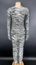 캐주얼 드레스 섹시한 라틴 클럽 댄스 드레스 백리스 긴 슬리브 가을 메쉬 무대 페포 댄스웨어 생일 의상 의상