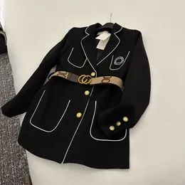 23SS 여성 재킷 벨트 코르셋 레이디 슬림 패션 자켓 포켓 아웃복 Imple 코트 S-L과 함께 캐주얼 블레이저 스타일
