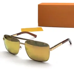 クラシックゴールド態度サングラススクエアパイロットサングラス Sonnenbrille メンズ高級デザイナーサングラスメガネシェード新しいファッションビーチ Go Omvn