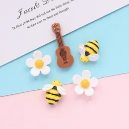 Yellow Bee Miniature Guitar Flower Mini Craft Miniature Fairy Garden Home Decoration House Micro Landscaping Decor Wholesale 1223982