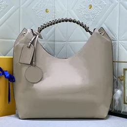 Beaubourg Hobo Handbag Purse Toteショッピングバッグ刻まれた文字本革編みリストジッパークロージャーメタルボトムネイル女性大容量ポケット