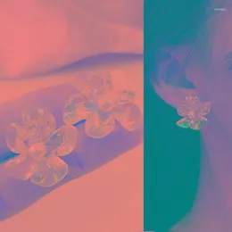 Ryggar örhängen akryl transparent blomma öronklipp romantiskt temperament söt kronblad klipp på ingen piercing för kvinnlig