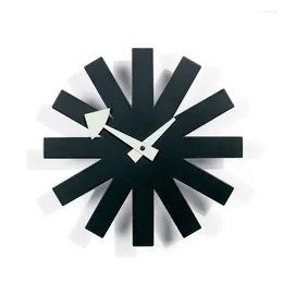 壁時計北欧のブラックモダン時計ラウンドメタルサイレントムーブメントブリーフタイムピースリビングルームオフィスデコレーションハウス