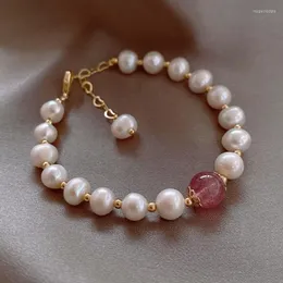 Link Bracelets Vintage Irregular Natural Pearl Bracelet For Women Korean Classic Fashion Strawberry Crystal Lucky Cuff Hand Jewelry