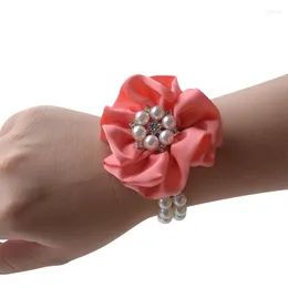 Dekorativa blommor 1st Korean Bride Wrist Flower Hand Decor Bouquet El Christmas Wedding Ceremony Ornament