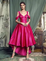 2023イブニングドレスを着るピンクのステインロングストラップ弓弓幻想クリスタルビーズハイローフロアの長さのパーティードレスプロムガウンセクシーなバックレスローブde
