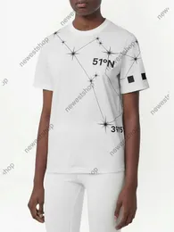 2023 Tasarımcı Erkek Tişörtleri Yaz Paris Londra İngiltere Tişörtleri Sokak Tişörtlü Kadın Lüks Lüks Mektup Baskı Tshirts331o