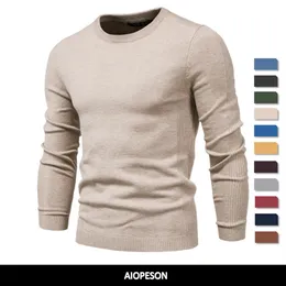 Herrtröjor Vintertjocklek Pullover Oneck Solid Color Long Sleeve Warm Slim Sweater Pull Male Clothing 230131