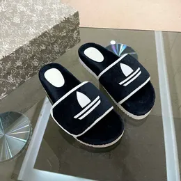 Luxus Marke Sandalen Designer Hausschuhe Slides Floral Brokat Echtes Leder Flip-Flops Frauen Schuhe Sandale 11