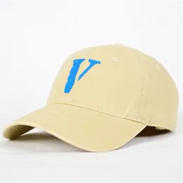 V Lone Cap Tasarımcı Kova Şapkası Yıkanmış Denim Beyzbol Kapağı Dad Şapka Boyutu Spor Kapağı Pamuk Malzeme Konforu Uygun Tasarımcılar Kadın Şapkalar Mens Cap
