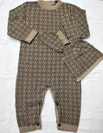 Ny modebrevstil Baby Rompers kläder stickad tröja Cardigan Småbarn Nyfödd baby pojke flickor brun rosa filt romper och hattuppsättning