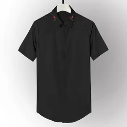 Nya sommar manliga skjortor lyxig kort ärm svälja broderi casual mens klänning skjortor mode smal fit fest man skjortor 4xl