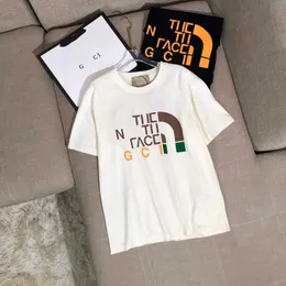 Tasarımcı Erkekler GCCI GU G T-Shirts Erkek Kadın Marka Tees T Shirt Yaz Yuvarlak Boyun Kısa Kollu Açık Moda Leisure Saf Pamuk Harfleri Kedi Baskı Sevgilisi