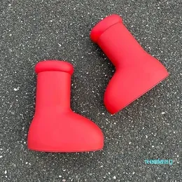 Große rote Stiefel, Jungenstiefel, Cartoon ins Leben, Mode für Herren und Damen, Regenstiefel, dicker Boden, Gummiplattform, mit übergroßen Schuhen, kniehohe Stiefel mit runder Spitze