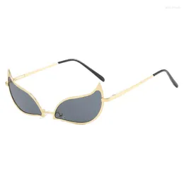 Güneş Gözlüğü Küçük Çerçeve Kadın Moda Kedi Göz Güneş Gözlükleri Vintage Punk gözlükler UV400 Gafas de Sol Mujer