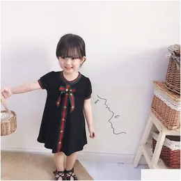 Sukienki dziewczynki Designer Designer Sukienka Dzieci Letter Drukuj Ubranie Śliczne Bowtie Toddler Dzieci Krótki rękaw dla dziewczyn ubrania upuść dhimf