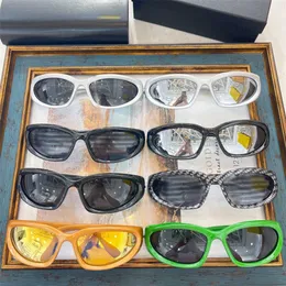 2023 Novo designer de luxo óculos de sol de fibra de carbono côncavo moda masculino ins net vermelho mesmo estilo óculos de sol feminino BB0157