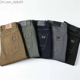 Jeans da uomo 2020 Nuovi pantaloni da uomo casual Jeans slim dritti in cotone Fashion Business Design Jeans da uomo nuovi colorati 6 colori LJ200903 Z230801