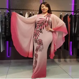 فساتين أفريقية جديدة للنساء Dashiki طباعة ملابس أفريقية بازين ريتش مثير مثيرة كشكش كاذب طويل