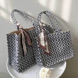 Totes 2023 Flower Women's Handbag Luxury Brand Bag Jacquard Embroidery Shopping Beach Shoulder Bag Large Canvas Handbag Fashion Bolsosstylishhandbagsstore
