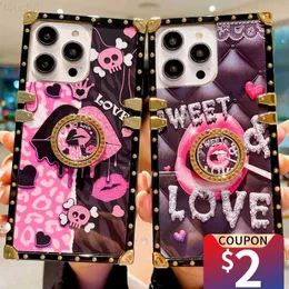 Cep Telefon Kılıfları Lüks Marka Seksi Kiss Kırmızı Dudaklar İPhone 14 13 11 12 12 Promax Mini X XR XS 7 8 SE2020 Glitter Gold Square Phone Cover Funda L230731