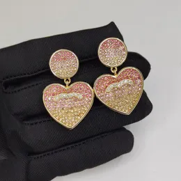 Pink Gradient Diamond Coldings Titanium Love Kolczyki dla kobiet wykwintne proste kolczyki modowe