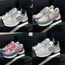 Designer sneaker vintage tränare kvinnor sneakers mocka läder tränare klassiska män mesh sko klassisk snörning utomhus reflekterande gummi skor