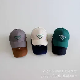 Top designer luxury hat South Korea's same simple letter cap for children Baseball boys and girls