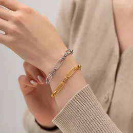 2023 New Ins Wind Net Red New Titanium Steel Bracelet 18K Long Woven Stainless Steel Bracelet은 색 보석을 떨어 뜨리지 않습니다.