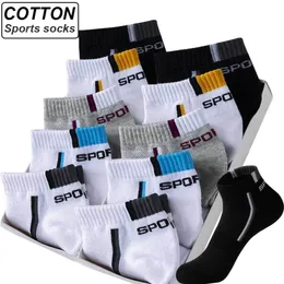 Männer Socken Hohe Qualität 10Pairs Lot Männer Baumwolle Atmungsaktive Sport Mesh Casual Sportlich Sommer Kurze Sokken Plus Größe 38 48 230802