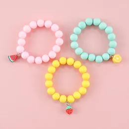 Charm-Armbänder Makersland Kinder-Armband-Set, einfache und niedliche Frucht-Polymer-Tonstücke, gefrostete Perlen
