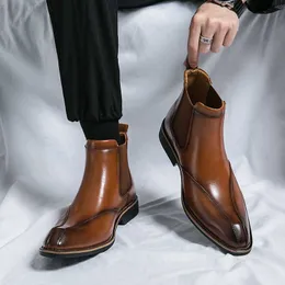 Stivali New Brown Chelsea Boots for Men Stivaletti da uomo alla caviglia con punta quadrata Slip-On Spedizione gratuita Taglia 38-45 L230802