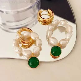 Charm Brass Vintage Green Stone Natural Pearl Ohrringe Frauen Schmuckparty Boho T Show Gown Runway Rare koreanische Japan Trendy L230804