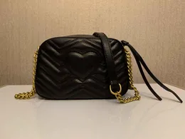 2020 Bolsas de alta qualidade para mulheres bolsas de ouro disco mais novo estilo de bolsa mais popular Feminina Small Bag carteira 21cm