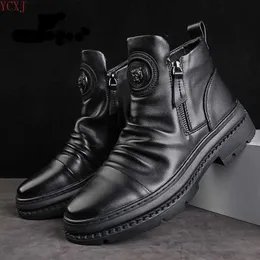 أحذية MEN MEN NEW TOP TOP British Motorcycle Leather Boots Men Soled Trend Trend Chelsea Boot Platform Men's Shood Platform Boots Z230803