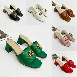 Neue Damen-Slipper mit hohem Absatz, Designer-Sandalen für Damen, Leder, modisch, sexy bestickt, Sommer-Sandalen mit klobigem Absatz, 6,5 cm, mit Box-Slides