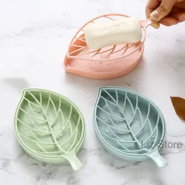 Tree Leaf Shape Soap Dish Plastic Hollow Out Drainable Soaps Dishes Tray Eco-friendly Bathroom Bath Shower Non Slip Soap Holder TH1037